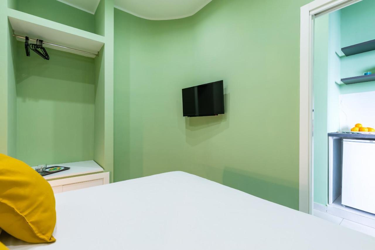 Toledo Stylish Apartments By Wonderful Italy Napoli Esterno foto