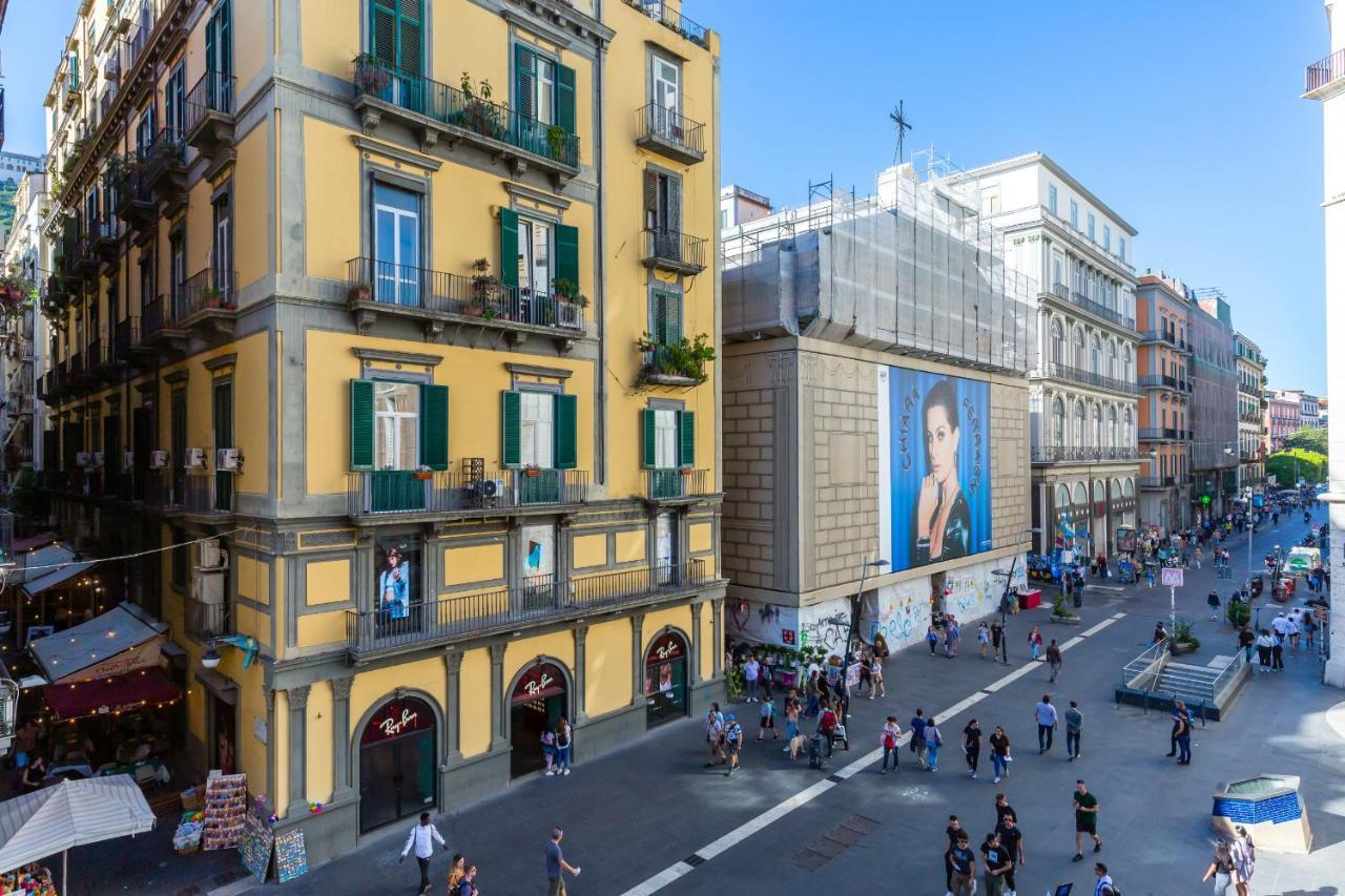 Toledo Stylish Apartments By Wonderful Italy Napoli Esterno foto