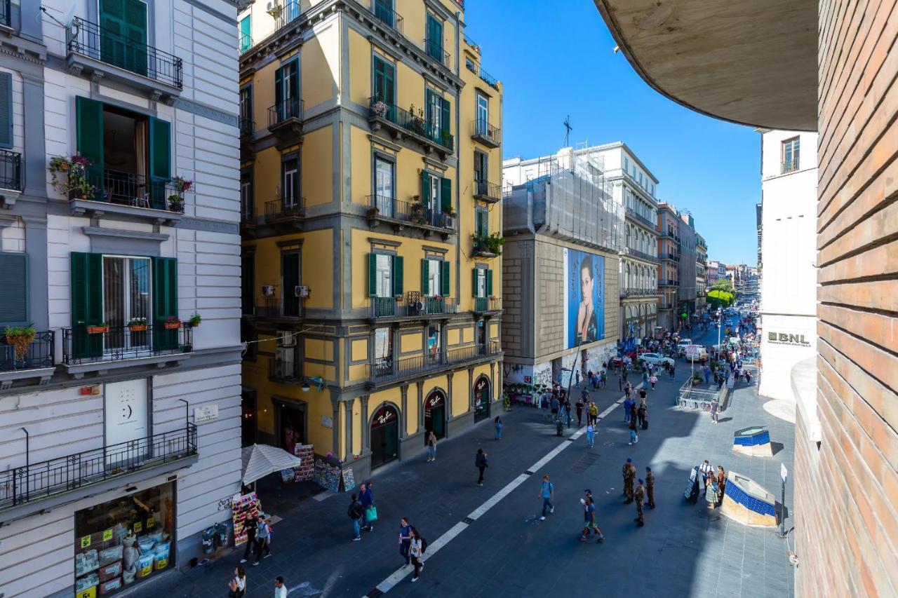 Toledo Stylish Apartments By Wonderful Italy Napoli Esterno foto