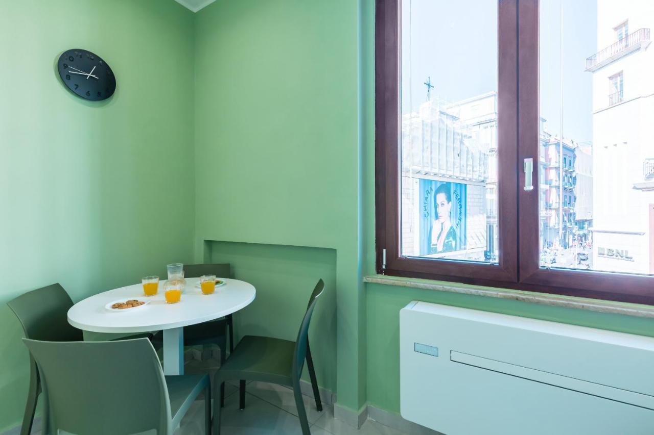 Toledo Stylish Apartments By Wonderful Italy Napoli Esterno foto