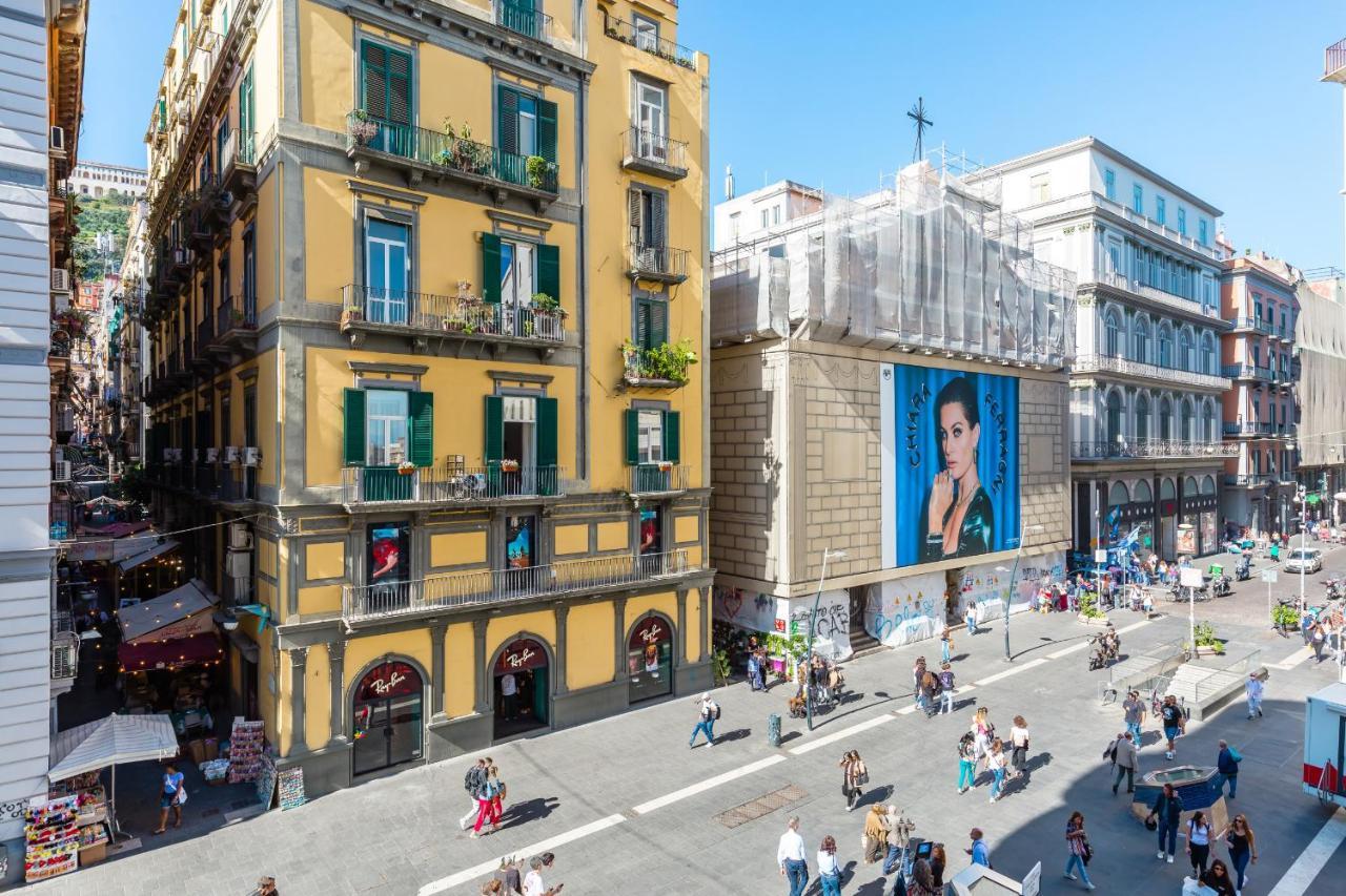 Toledo Stylish Apartments By Wonderful Italy Napoli Esterno foto